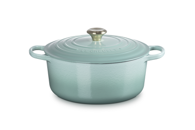 Cast Iron Signature Round Casserole